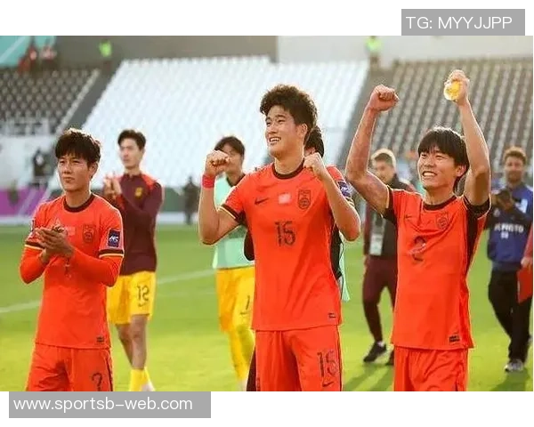 国足缺乏集训中超三强全主力出战但与日韩实力差距明显 国足缺乏集训中超三强全主力出战但与日韩实力差距明显